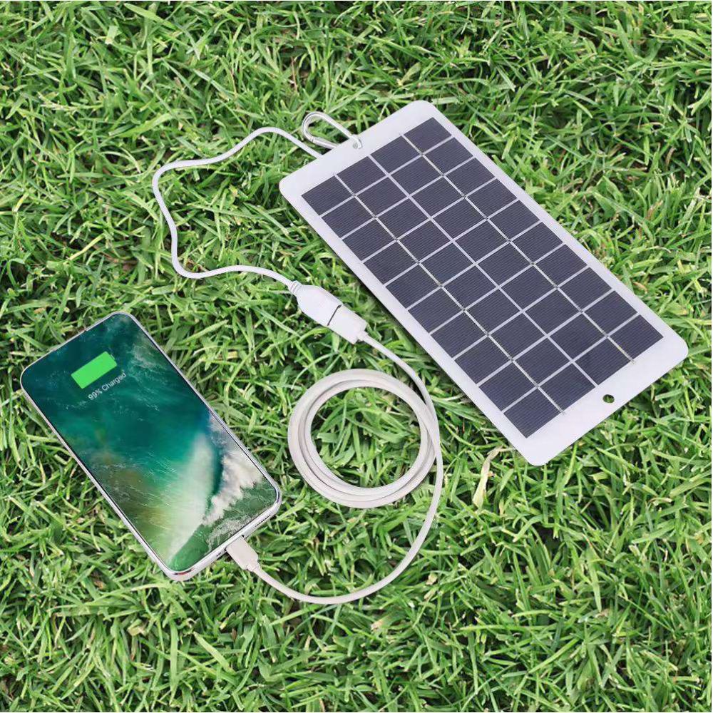 Moerdon 5000 mAh mobile power bank with solar panel